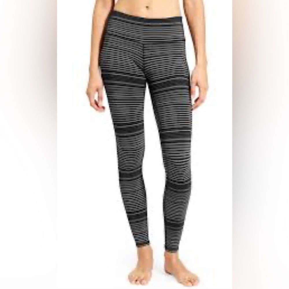 Athleta color block stripe CHATURANGA tights Leggings size small